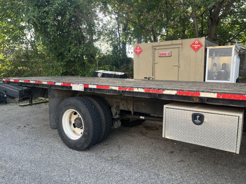 2019 Ford F-750 4x2 Flat Bed Knuckleboom Truck 
