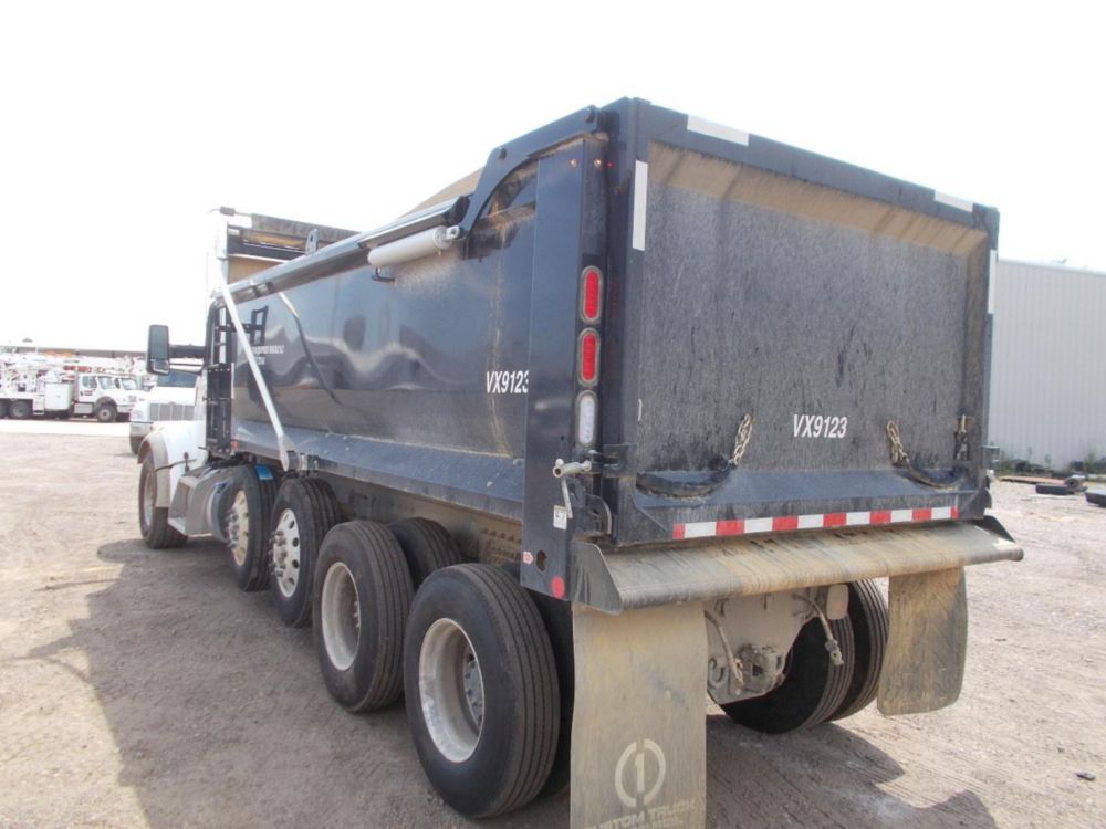 2026 Peterbilt 567 Quad Axle 18' Load King Dump Truck