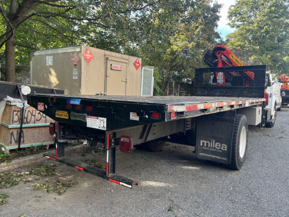 2019 Ford F-750 4x2 Flat Bed Knuckleboom Truck 