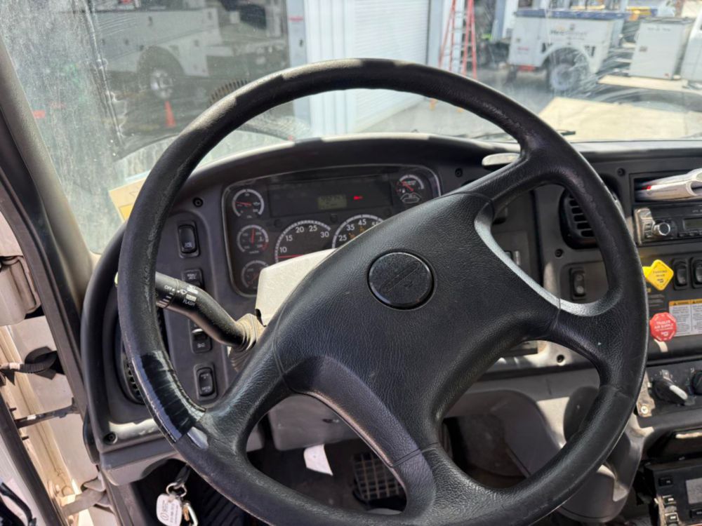 2015 Freightliner M2 4x4 Terex Commander 4047 Digger Derrick Truck