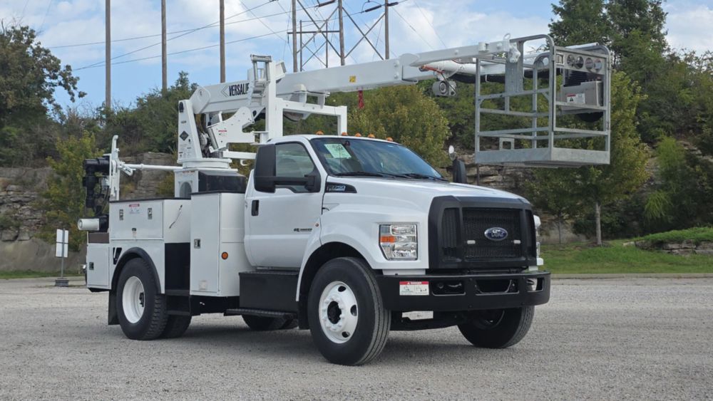 2019 Ford F-750 4x2 Versalift VTP-40-NE Cable Placer