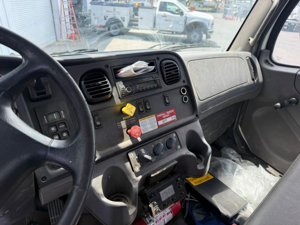 2015 Freightliner M2 4x4 Terex Commander 4047 Digger Derrick Truck
