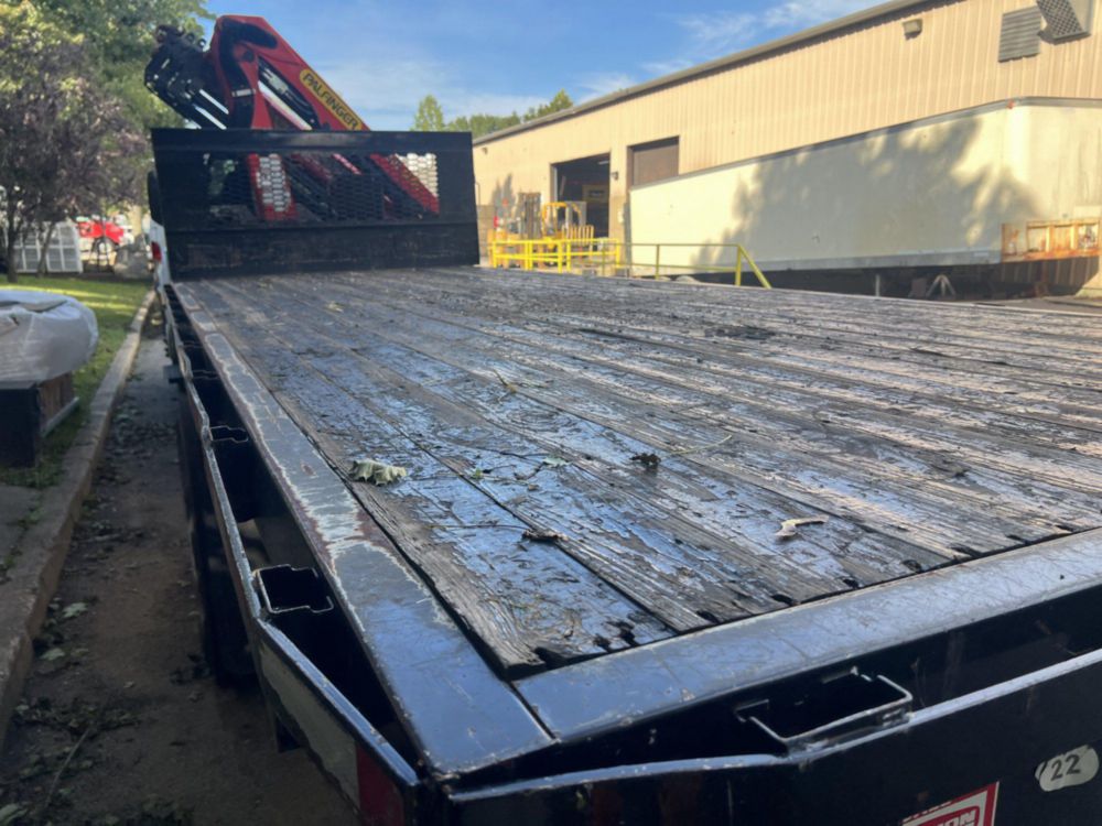 2019 Ford F-750 4x2 Flat Bed Knuckleboom Truck 