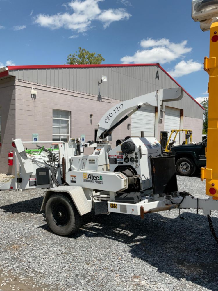 2010 ALTEC CFD-1217 Towable Chipper