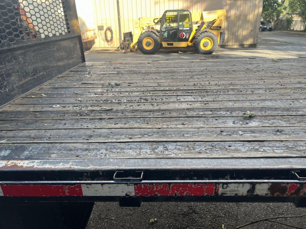 2019 Ford F-750 4x2 Flat Bed Knuckleboom Truck 