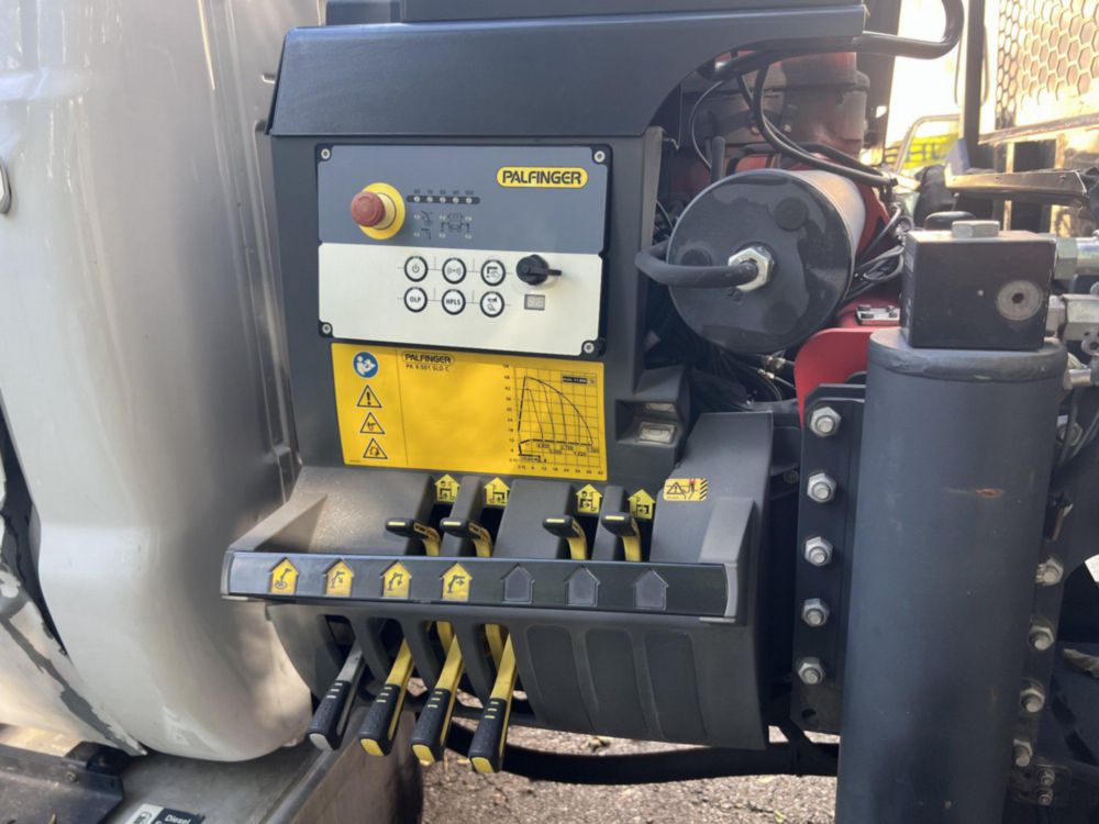 2019 Ford F-750 4x2 Flat Bed Knuckleboom Truck 
