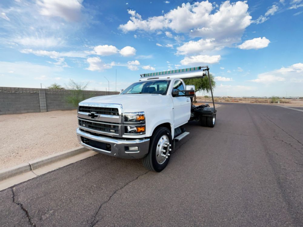 2022 Chevrolet 6500 4x2 Stellar Slider 20S Hook Lift Truck
