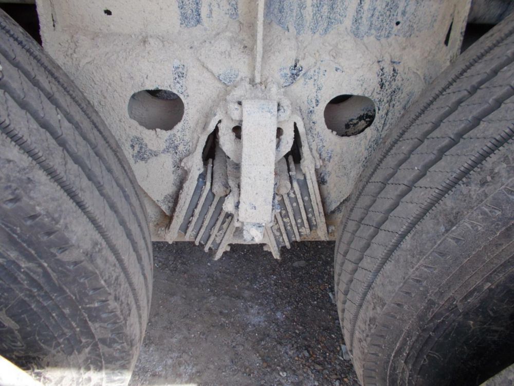 2026 Peterbilt 567 Quad Axle 18' Load King Dump Truck