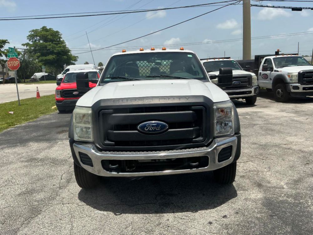 2015 Ford F-450 Crew Cab Flatbed Truck