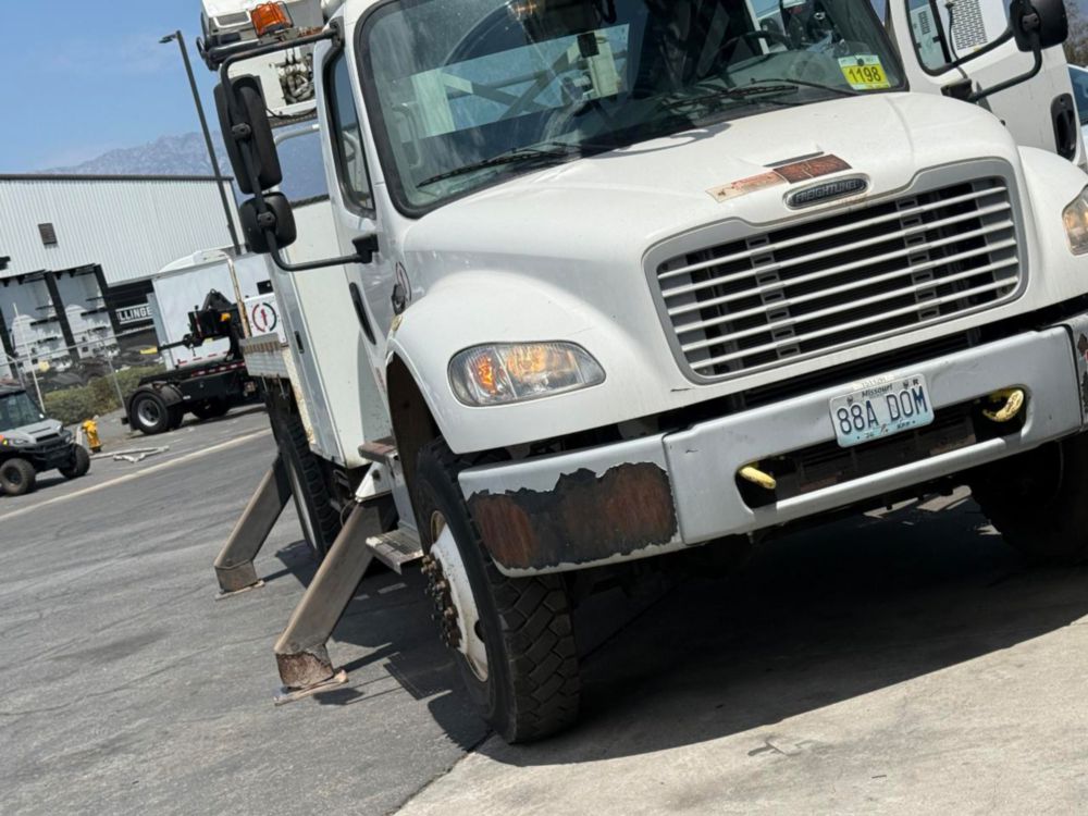 2015 Freightliner M2 4x4 Terex Commander 4047 Digger Derrick Truck