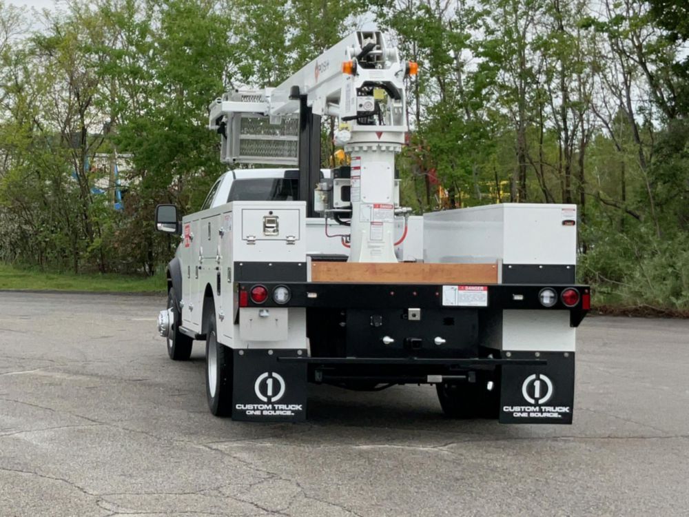 2024 RAM 5500 4x4 Posi+ 700-40 Cable Placer Truck