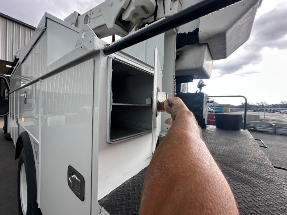 2017 Freightliner M2 4x2 Altec TA-55 Bucket Truck