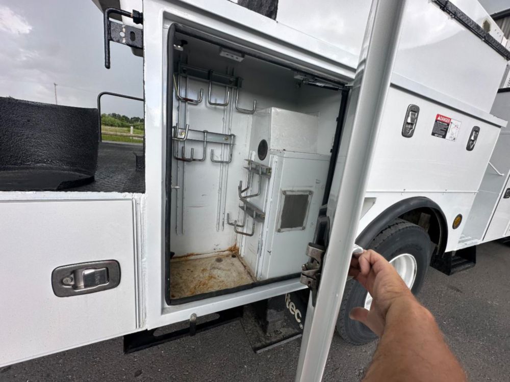 2017 Freightliner M2 4x2 Altec TA-55 Bucket Truck