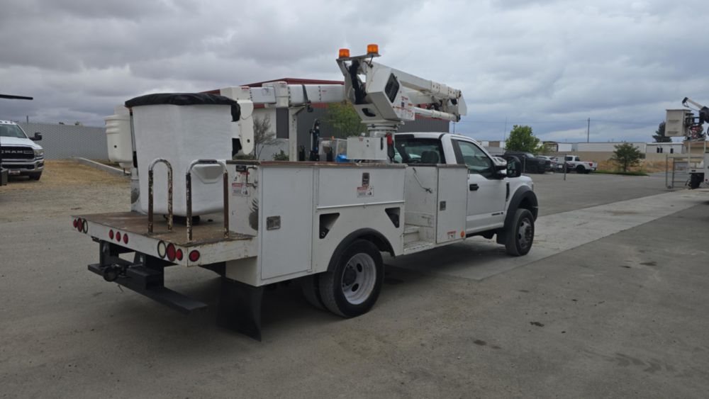 2019 Ford F-550 4x4 Terex LT-40 Bucket Truck