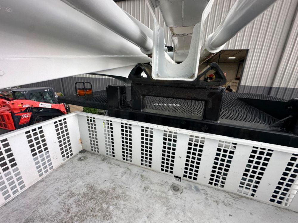 2017 Freightliner M2 4x2 Altec TA-55 Bucket Truck