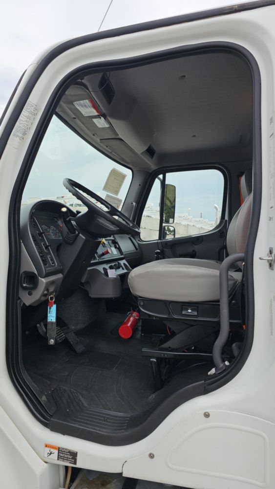 2017 Freightliner M2106 4x2 Load King 10 Ft. Dump Truck