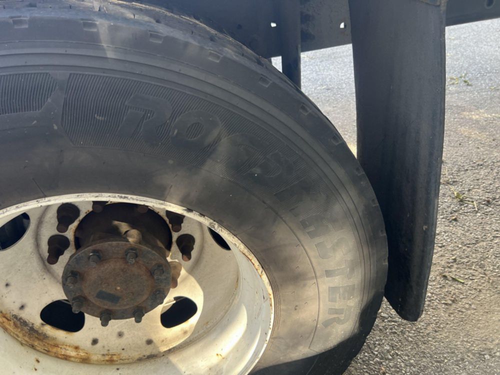 2019 Ford F-750 4x2 Flat Bed Knuckleboom Truck 