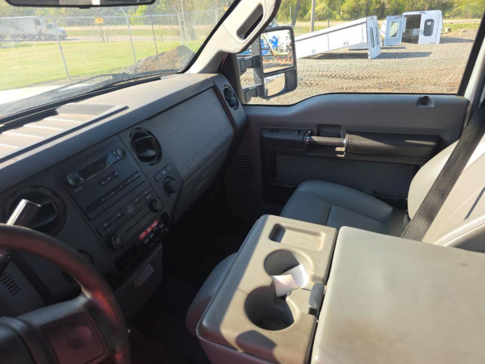 2014 Ford F-250 Crew Cab 4x4 Pickup Truck