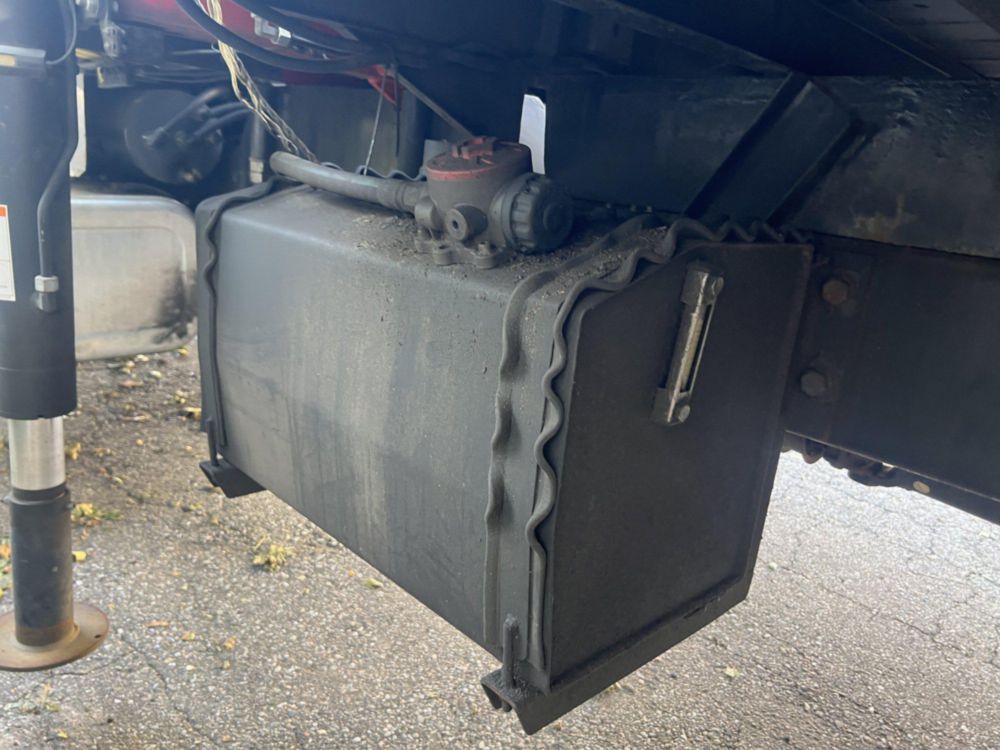 2019 Ford F-750 4x2 Flat Bed Knuckleboom Truck 