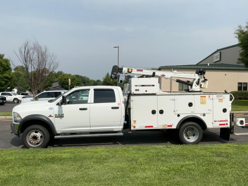2018 RAM 5500 4x4 IMT DOM1S3 Service Truck With Crane