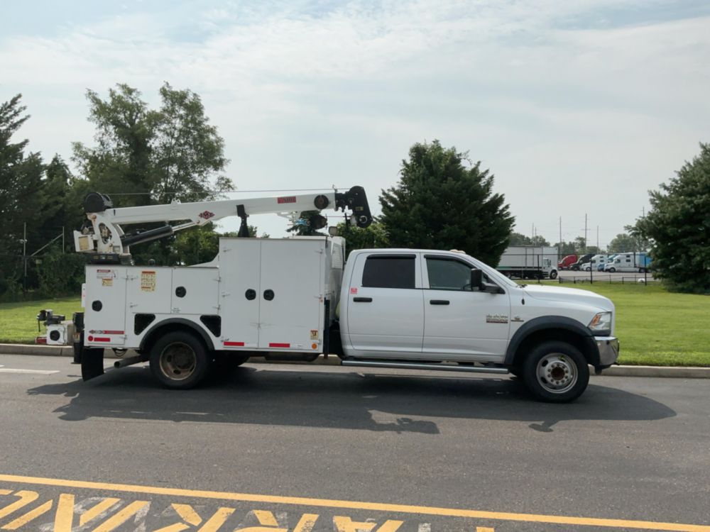 2018 RAM 5500 4x4 IMT DOM1S3 Service Truck With Crane