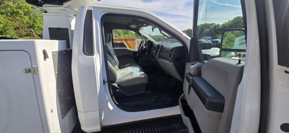 2019 Ford F-450 4x2 Versalift TEL-29N-03 Bucket Truck
