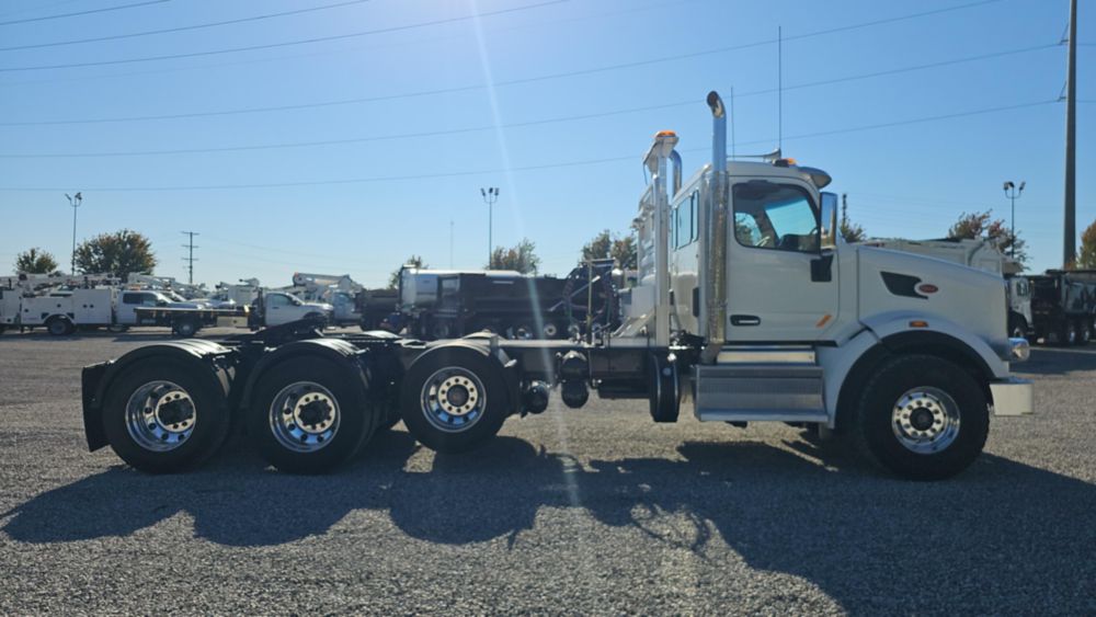 2019 Peterbilt 567 8x4 Heavy Haul Tractor
