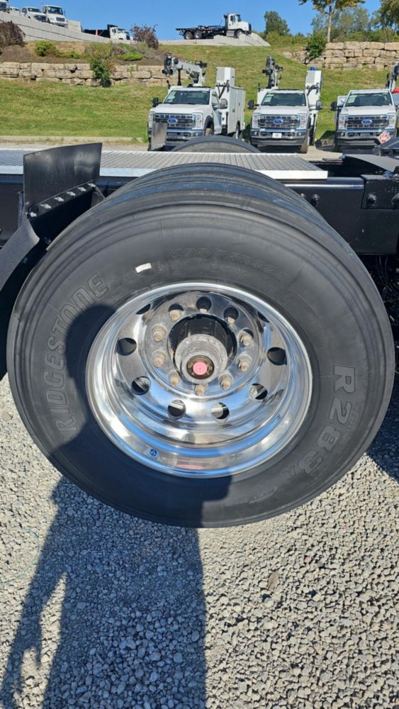 2019 Peterbilt 567 8x4 Heavy Haul Tractor