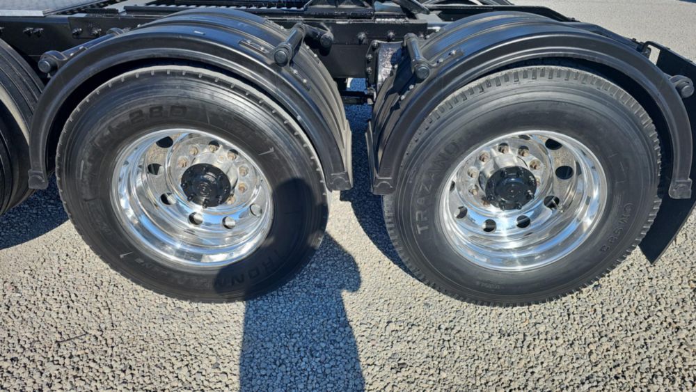 2019 Peterbilt 567 8x4 Heavy Haul Tractor
