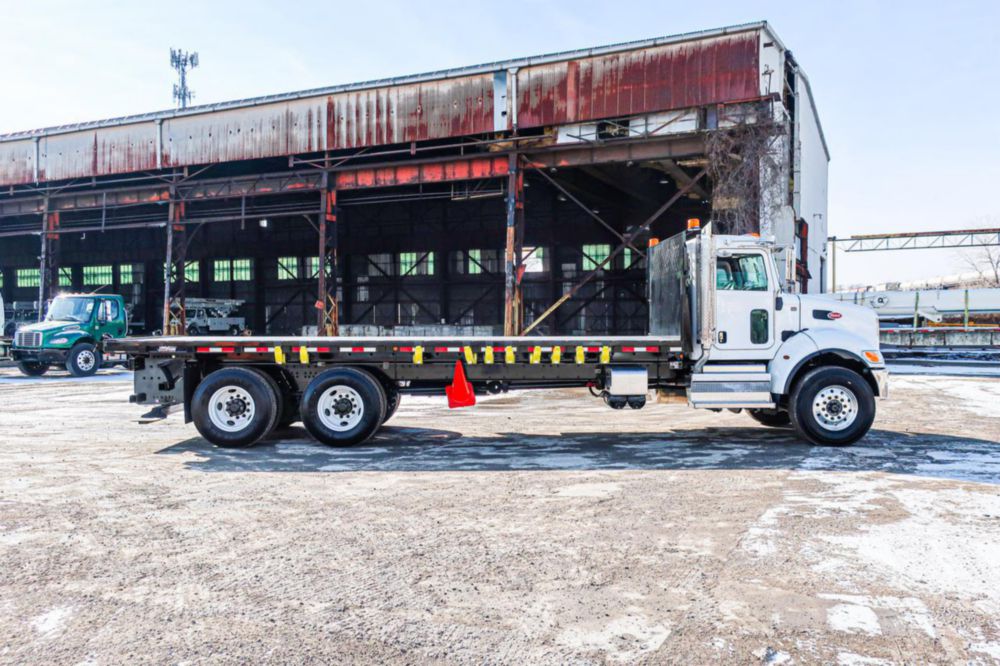 Class 7/8 Regular Cab Flatbed Truck