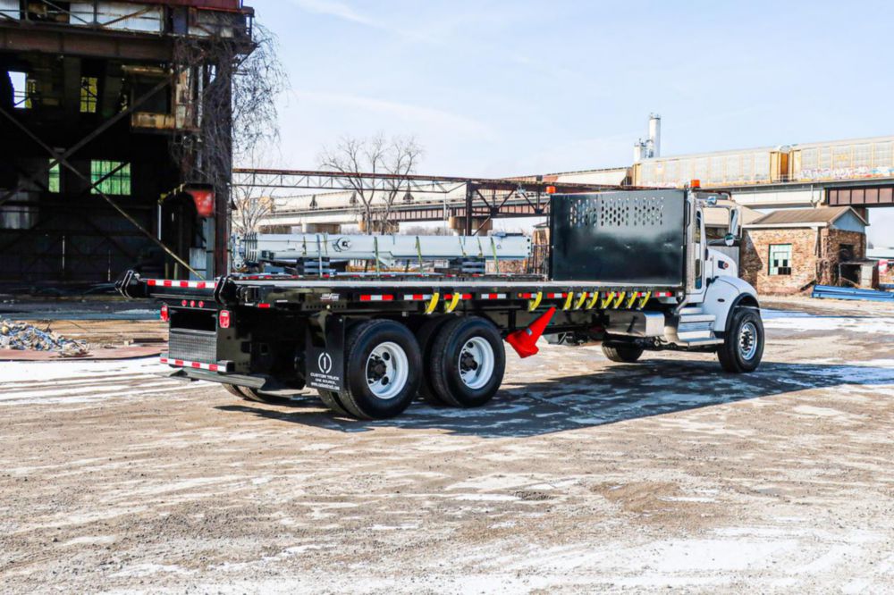 Class 7/8 Regular Cab Flatbed Truck