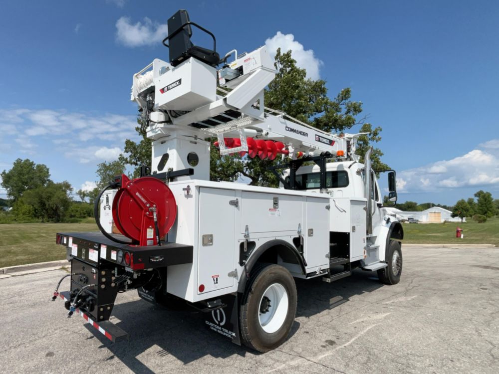 2024 Freightliner M2106 4x4 Versalift VN-555-MHI Bucket Truck