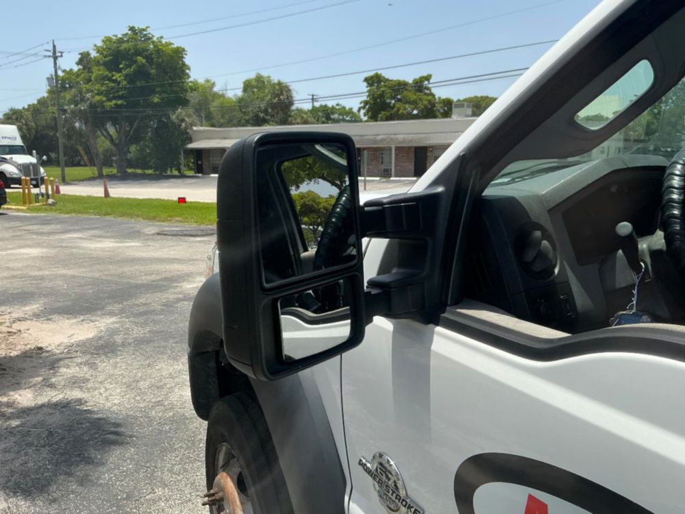 2015 Ford F-450 Crew Cab Flatbed Truck