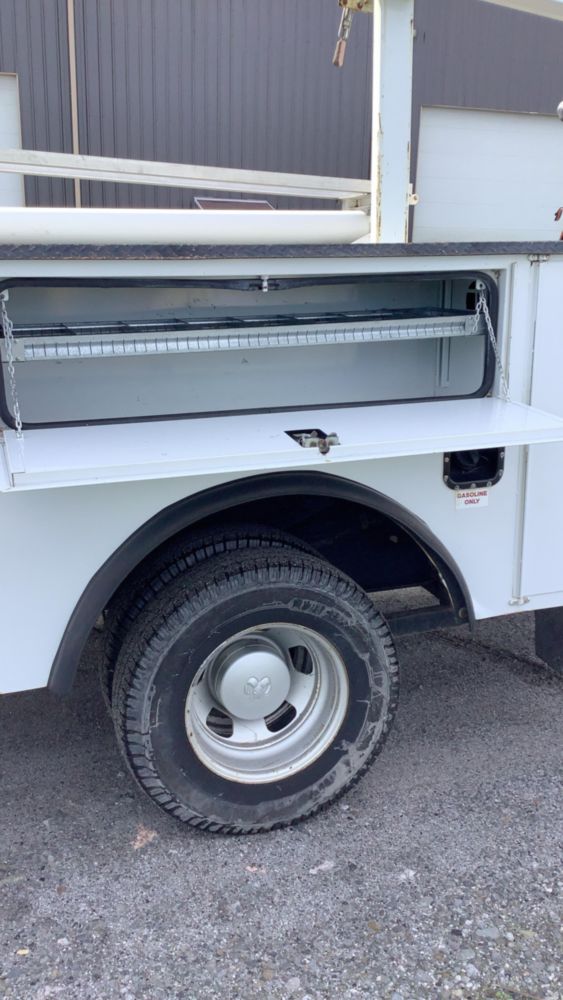 2018 RAM 3500 4x2 Duralift DTS29 Bucket Truck