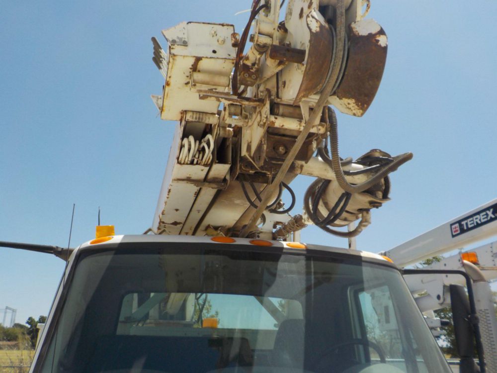 2011 Int'l 4x2 Pitman M-47 Plus Digger Derrick Truck