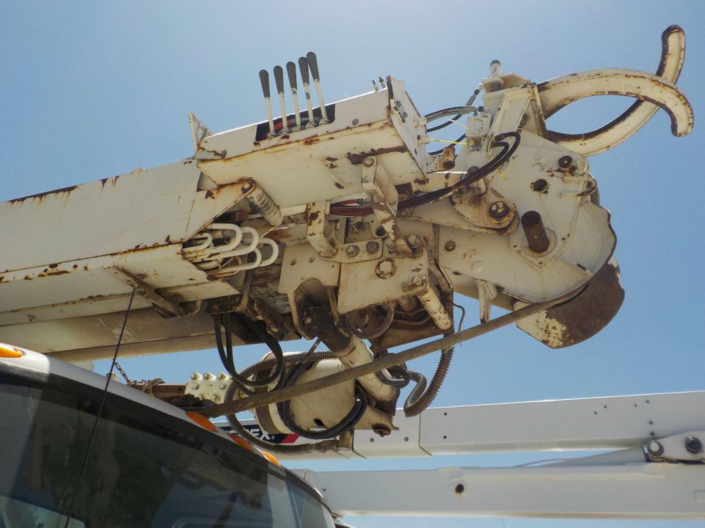 2011 Int'l 4x2 Pitman M-47 Plus Digger Derrick Truck