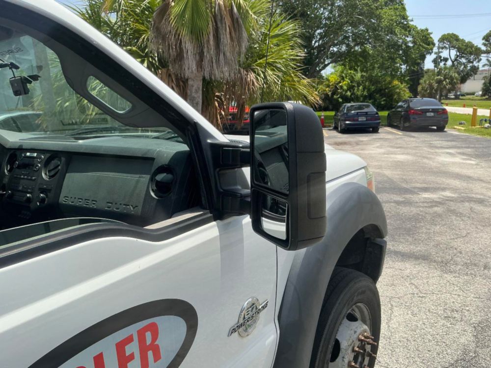 2015 Ford F-450 Crew Cab Flatbed Truck