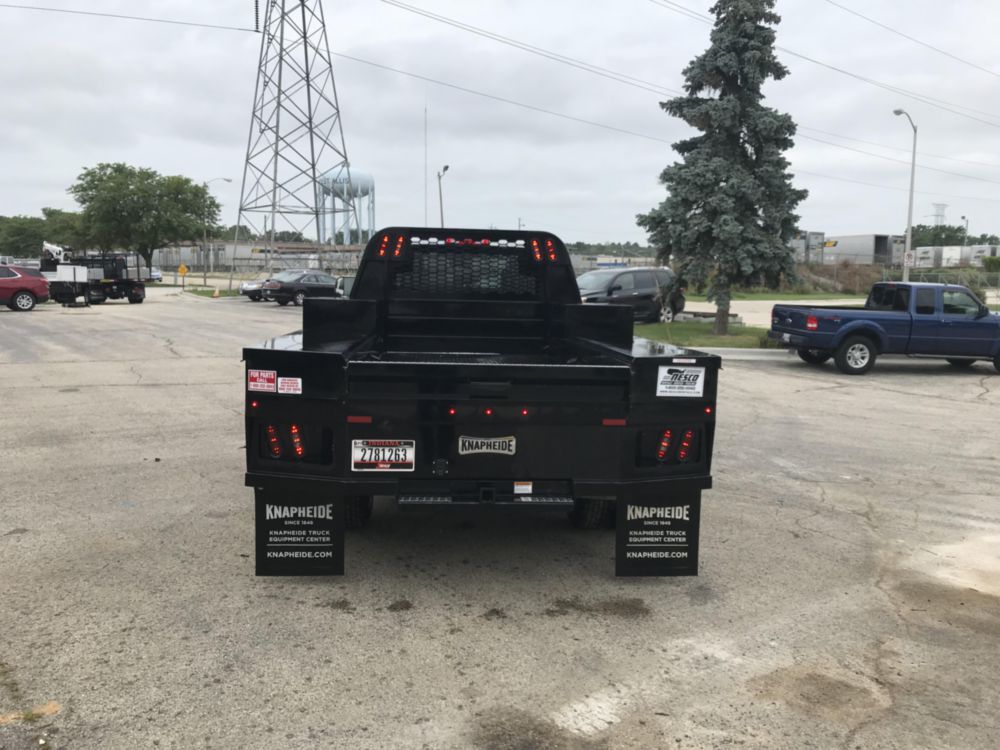 Class 2/3 Crew Cab AWD Flatbed Truck