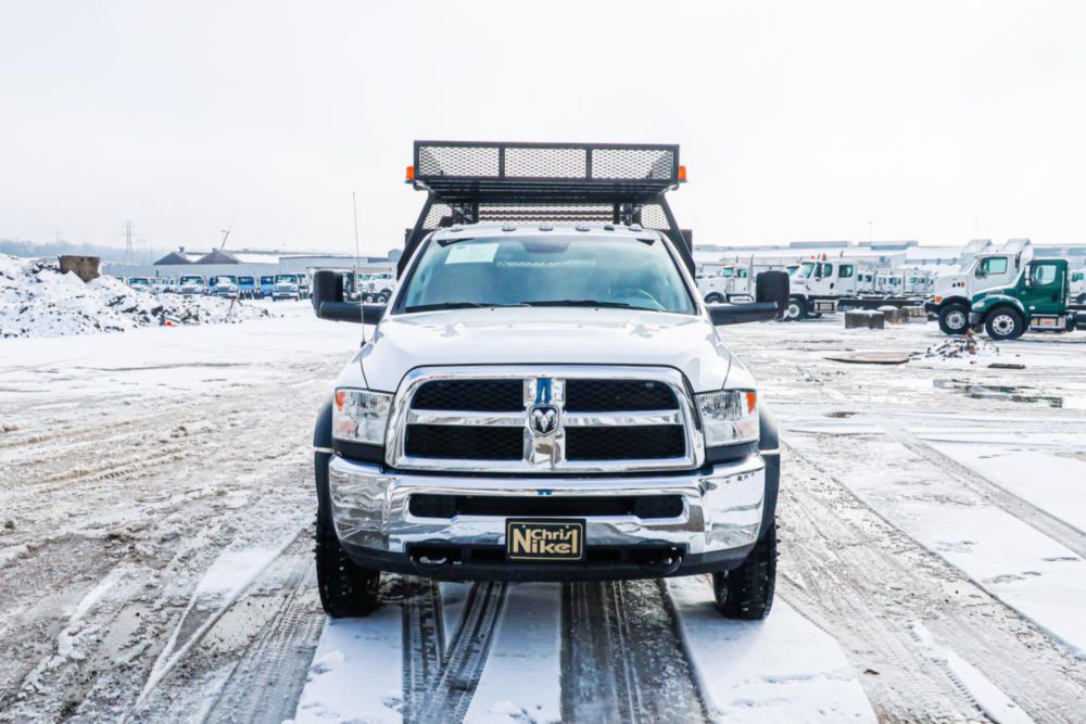 Class 4/5 Crew Cab AWD Flatbed Truck