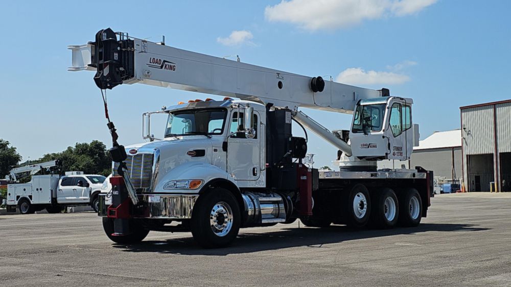 2019 Peterbilt 348 8x4 Load King Stinger 40-127RS Boom Truck