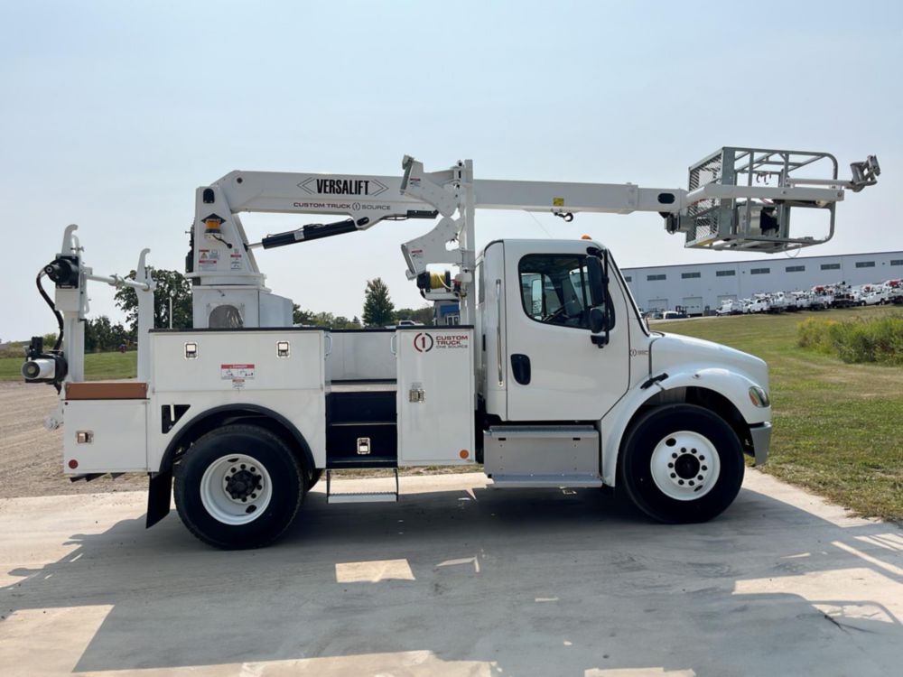 2024 Freightliner M2106 4x2 Versalift VTP-40-NE Cable Placer Truck