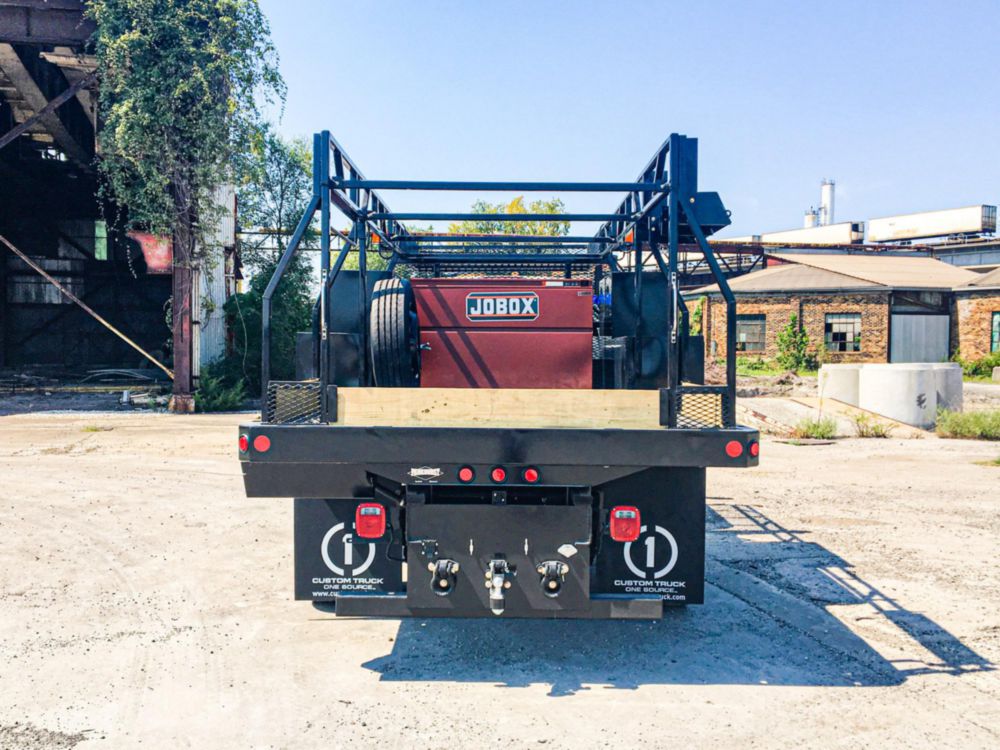 Class 3/5 Crew Cab Flatbed Truck