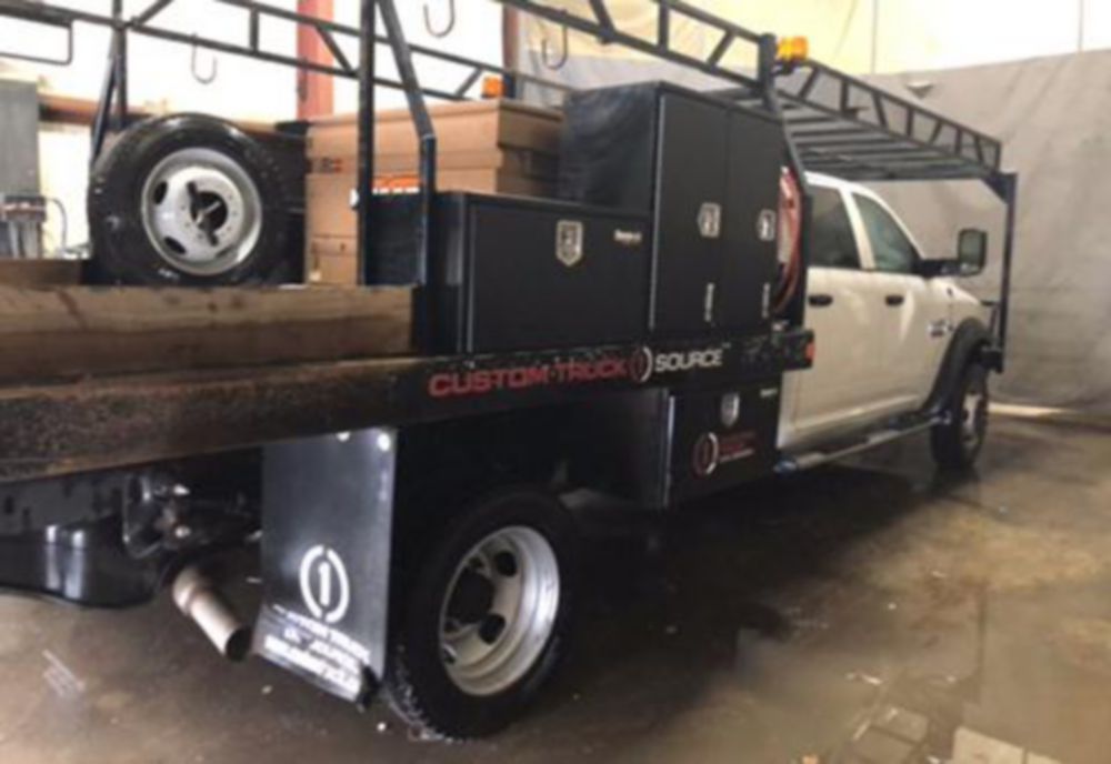 Class 3/5 Crew Cab Flatbed Truck