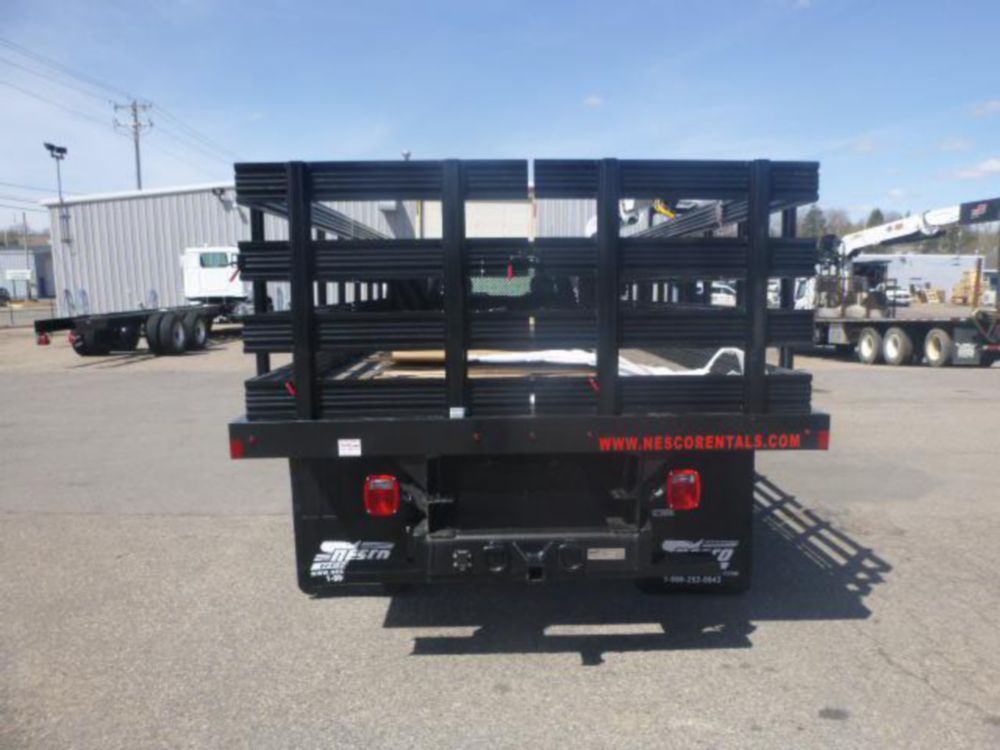Class 4/5 Regular Cab Flatbed Truck