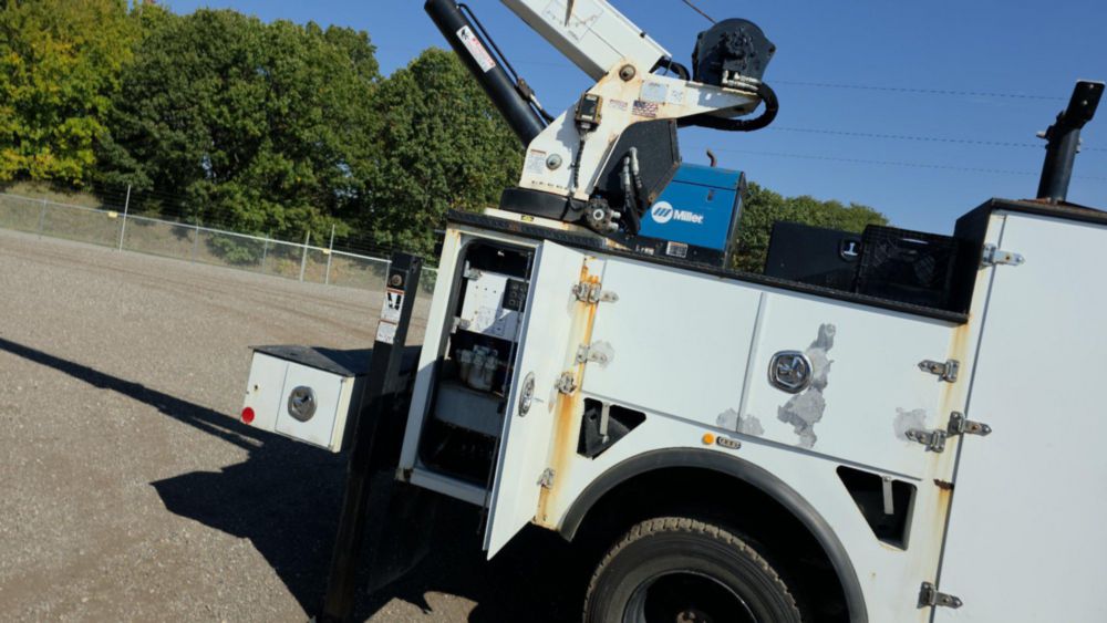 2021 Chevrolet 5500 4x4 Load King Voyager 1 Service Truck