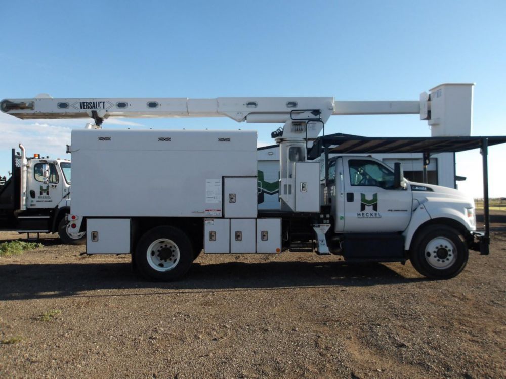 2018 Ford F-750 4x2 Versalift VO-260-REV-03 Forestry Bucket Truck