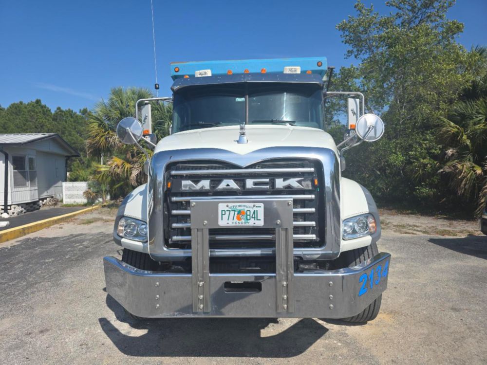 2016 Mack Granite GU-813 Automatic Tri-Axle Dump Truck
