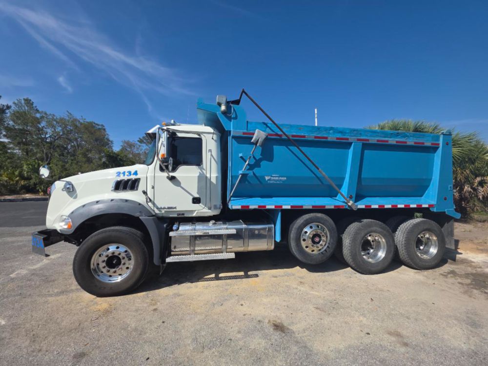 2016 Mack Granite GU-813 Automatic Tri-Axle Dump Truck