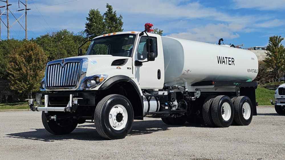 2020 International HV507 6x6 Load King 4000 Gallon Water Truck