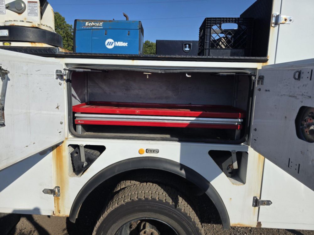 2021 Chevrolet 5500 4x4 Load King Voyager 1 Service Truck